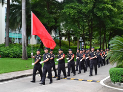 得安保安員工作認(rèn)真，勤懇，非常安全可靠!
